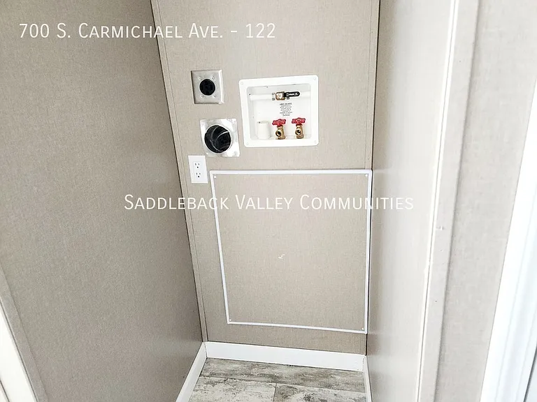 700 S Carmichael Ave #122 — Photo 4