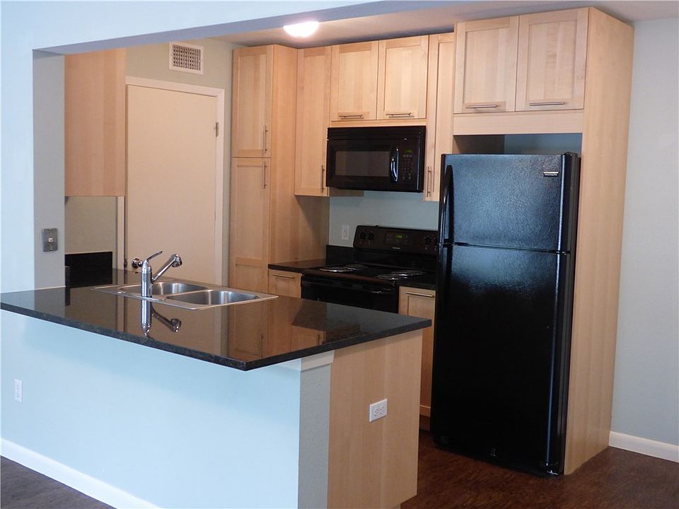 1st image of 4547 Avenue A #105