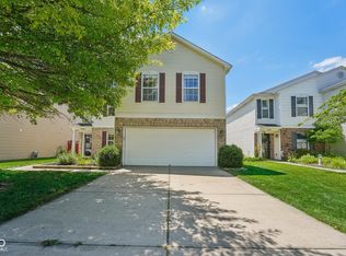9433 W Constellation Dr, Pendleton, IN 46064