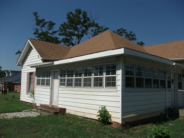 1st image of 411 N Wickham St
