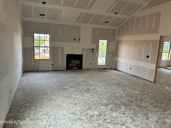3rd image of 326 Rugby Manor Ln