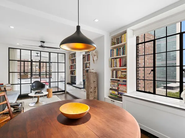 320 E 42nd St APT 1201, Manhattan, NY 10017