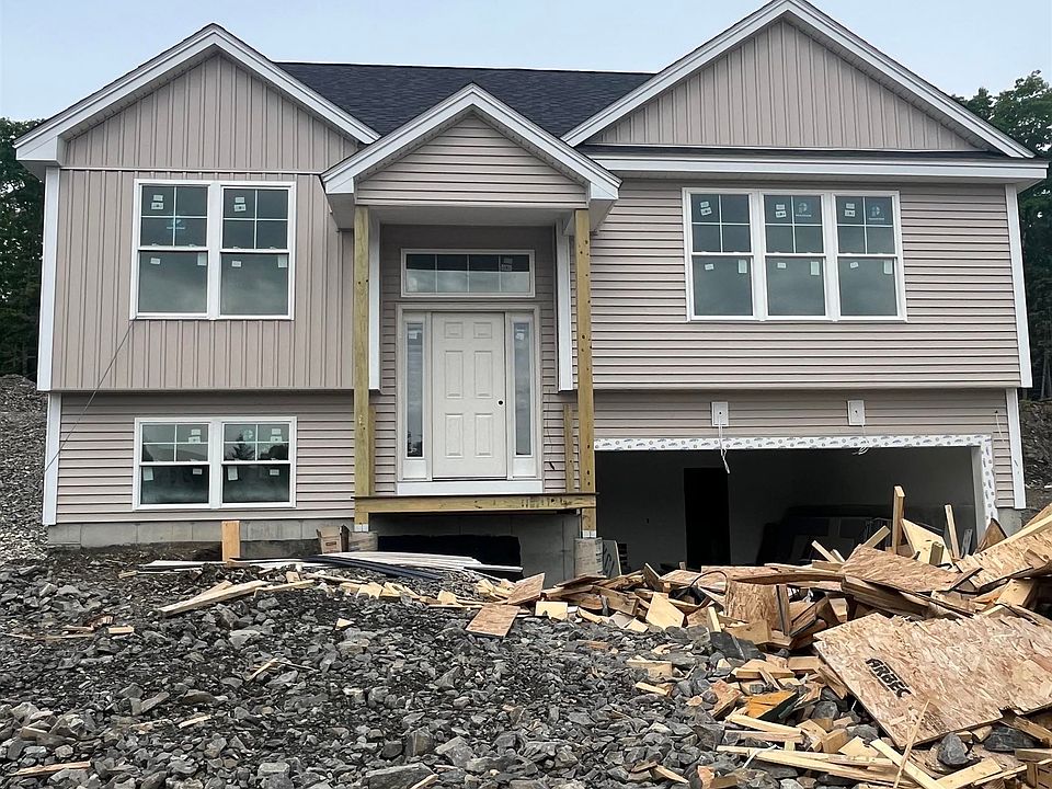2nd image of 14 Mica Drive #3