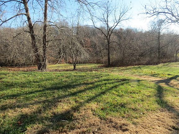4th image of 6082 S Thornwood Cir