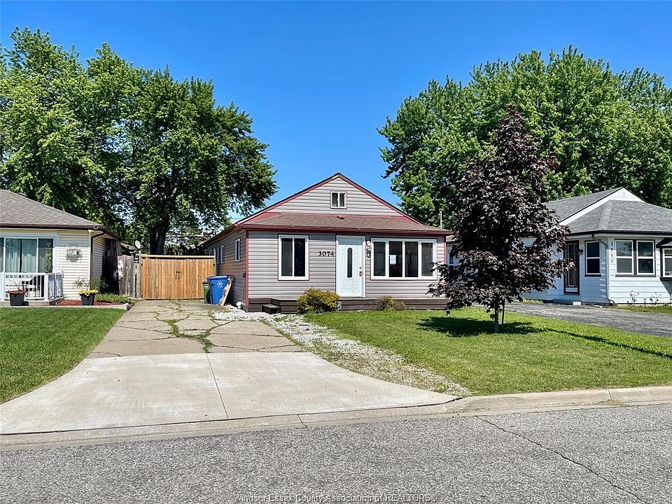 1st image of 3074 Lloyd George Blvd