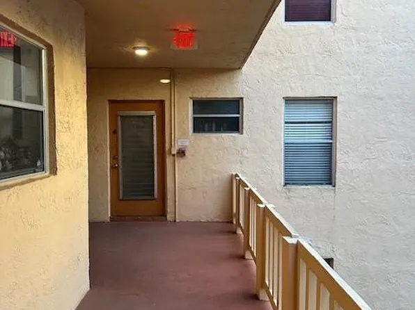 8390 Lagos De Campo Boulevard #209, Tamarac, FL 33321