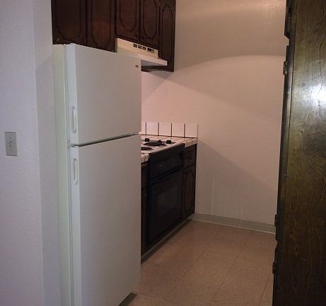 3rd image of 1001 Loughborough Dr APT C
