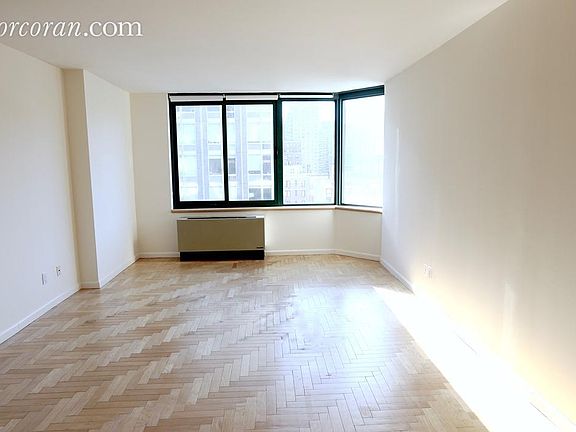 2nd image of 201 W 72nd St APT 12B