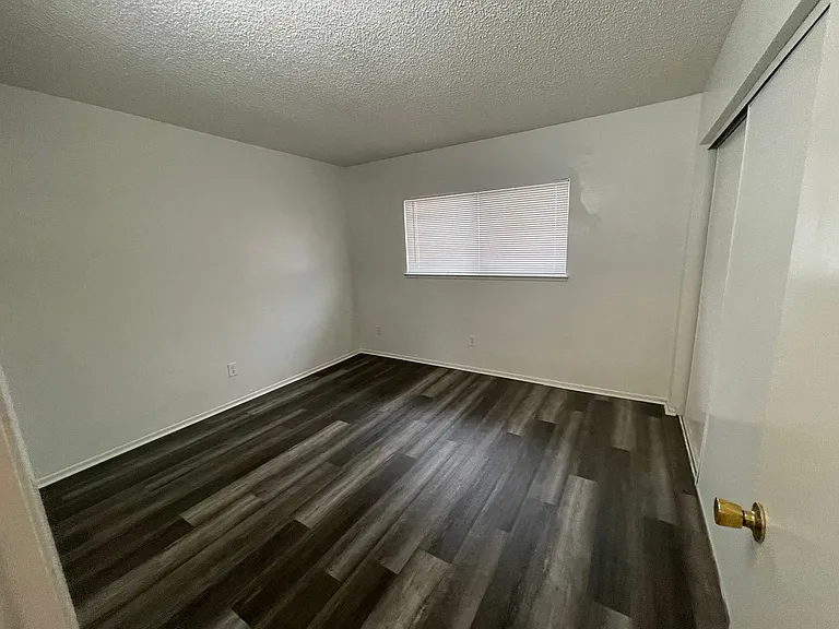 13191 Kiowa Rd — Photo 11