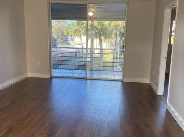8325 Sunrise Lakes Boulevard #204, Sunrise, FL 33322