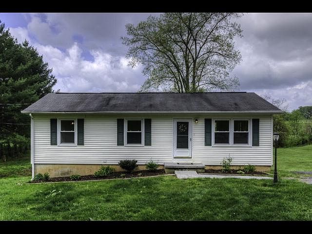 1st image of 12078 College Dr