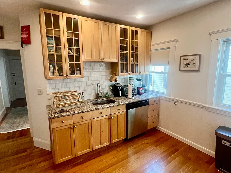 292 Boston Ave #2 — Photo 9