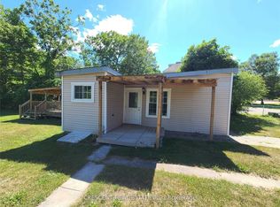 261 Barrie Rd, Orillia, ON L3V2R4