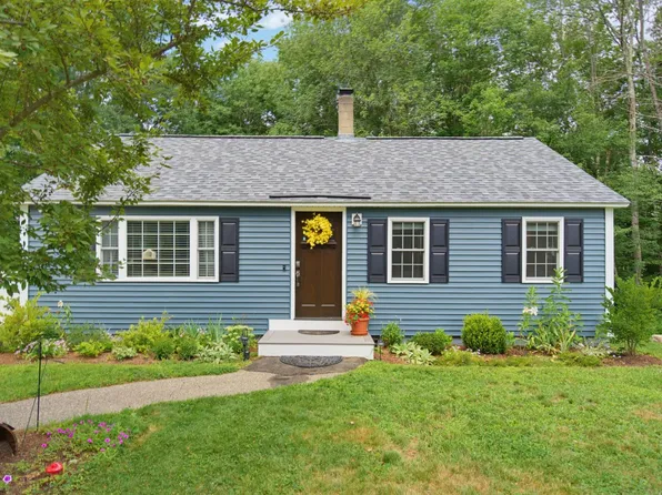 234 Stepping Stones Road, Barrington, NH 03825