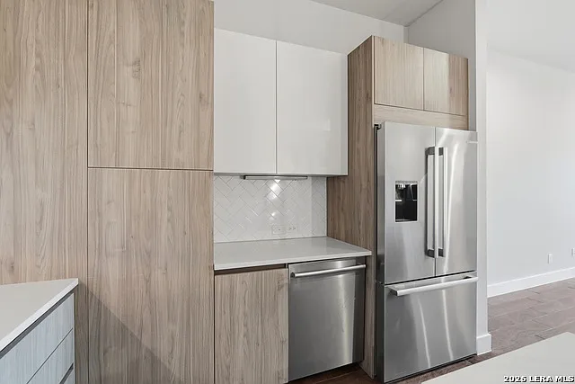 1817 N Saint Marys St #102 — Photo 11