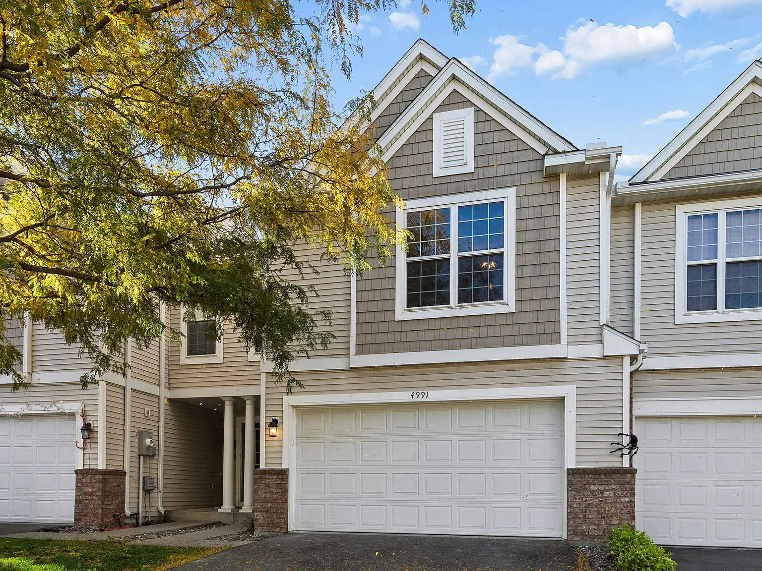 3 bed, 1664 sqft, $2,295 — Photo 1