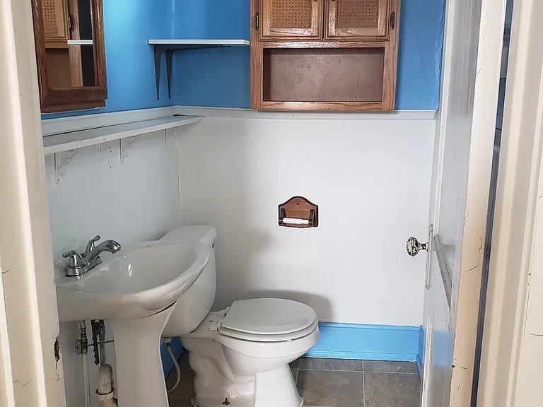 204 Ruder St — Photo 6