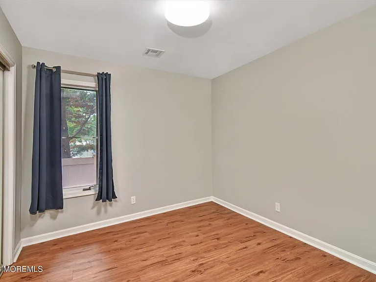 44 Marion St #9 — Photo 16