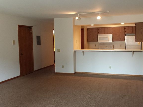 2nd image of 3710-3714 Packers Ave #16992346