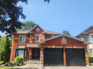370 Chambers Cres, Newmarket, ON L3X 1T3