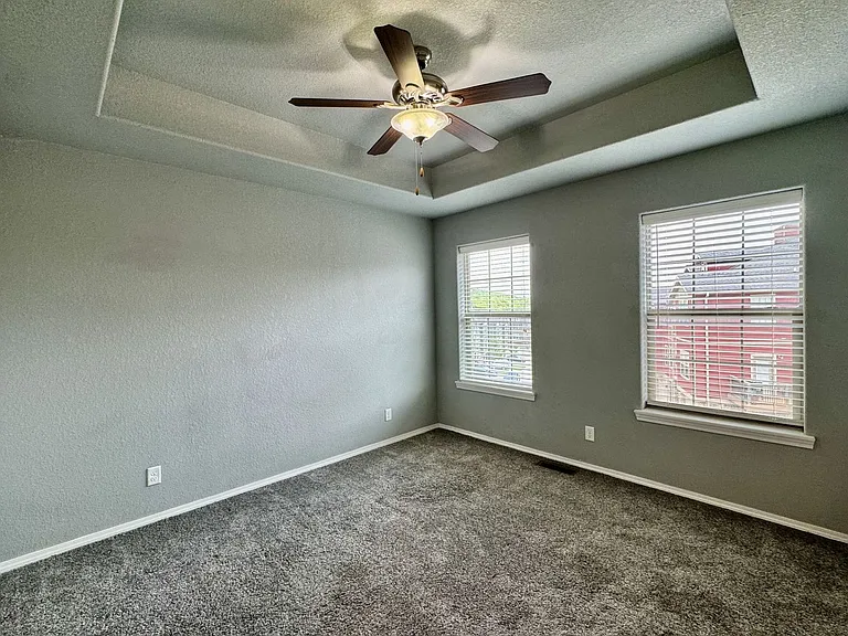279 S Breakwater Ln — Photo 13