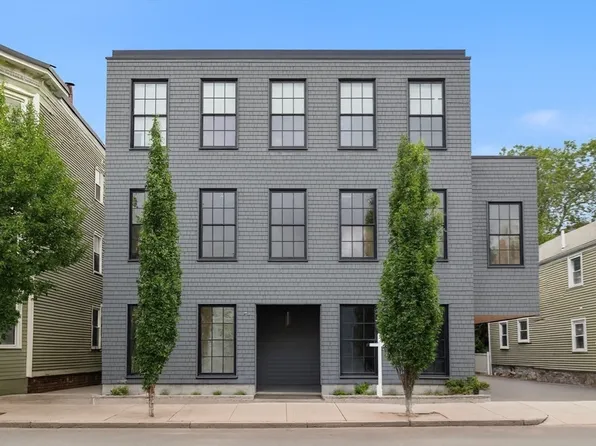 618 E 2nd St Unit 2, South Boston, MA 02127