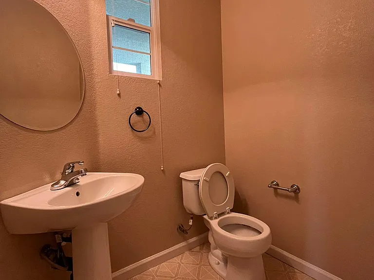 8193 Shay Cir — Photo 7