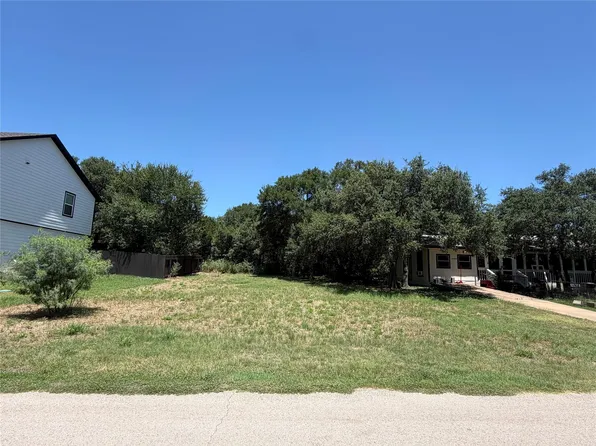 18308 Center St, Leander, TX 78645