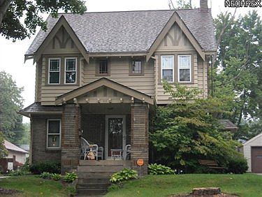 2nd image of 380 Fairmount Ave NE