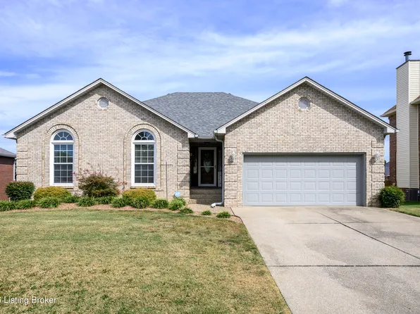 5114 Hunters Point Cir, Louisville, KY 40216