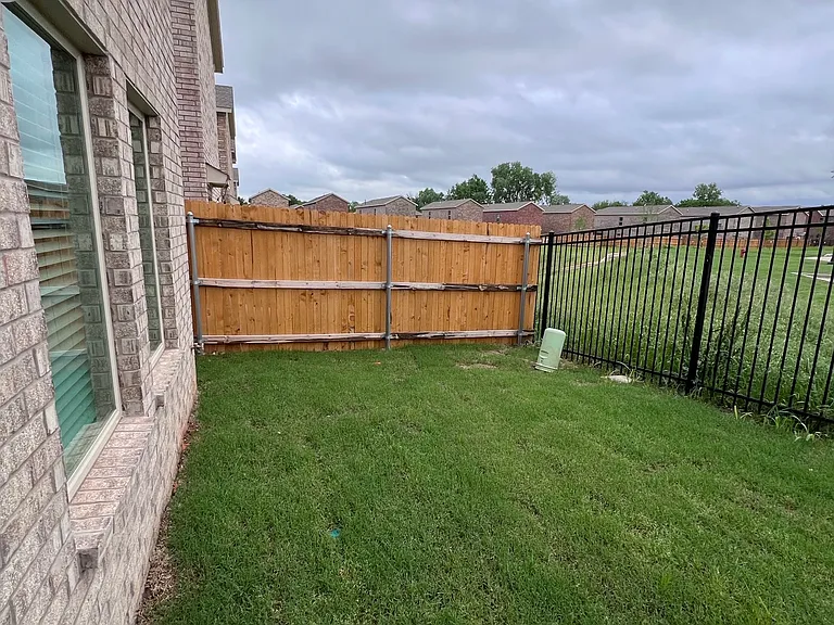 2317 Wolford Ct — Photo 17
