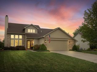 10826 Ashton Dr, Fort Wayne, IN