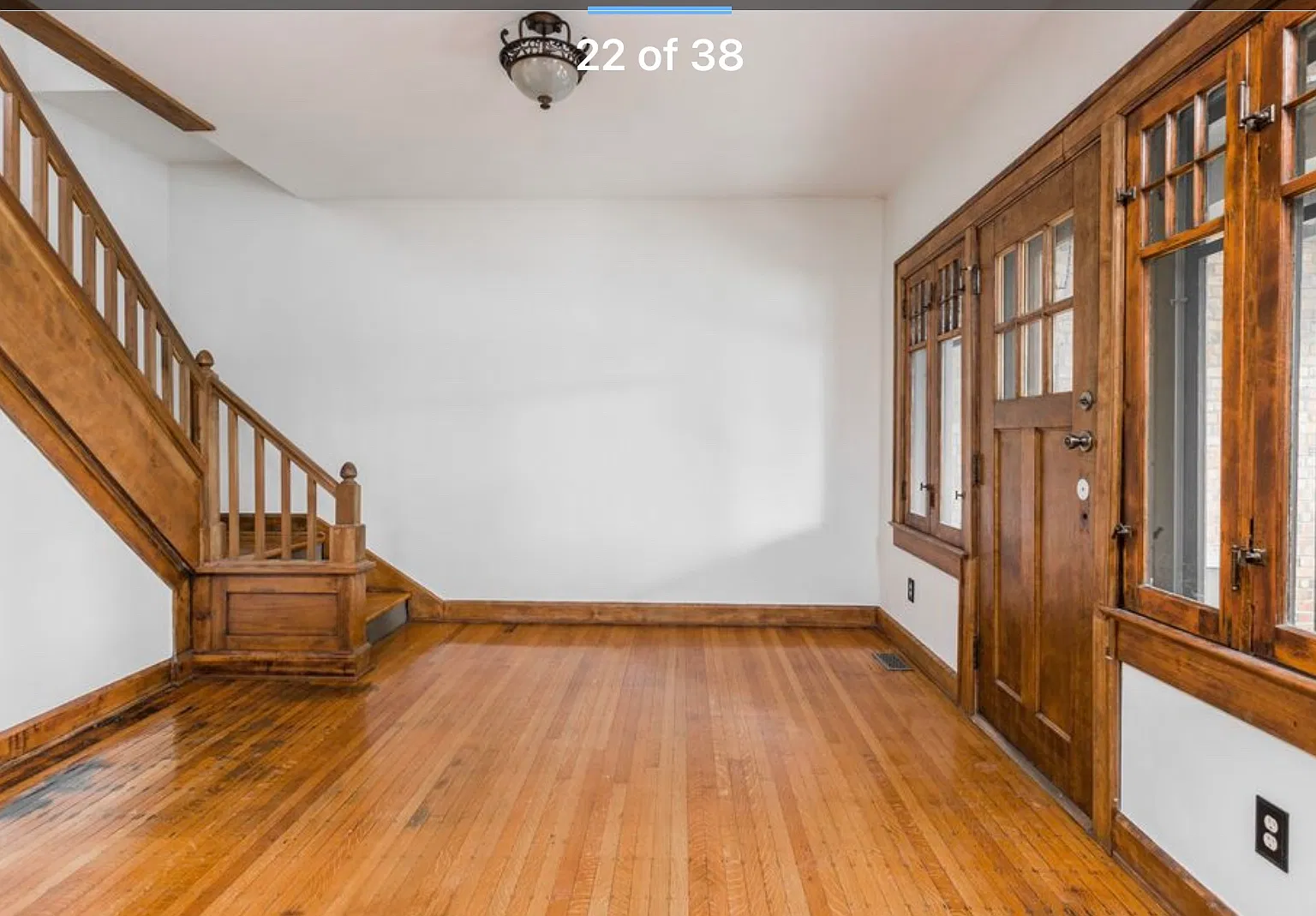 3 bed, 2034 sqft, $2,500 — Photo 2