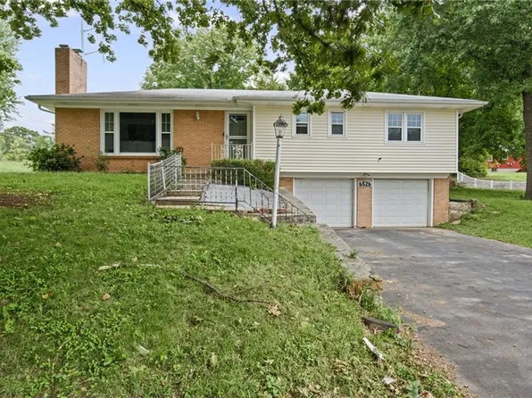 6526 Garfield Dr, Kansas City, KS 66102