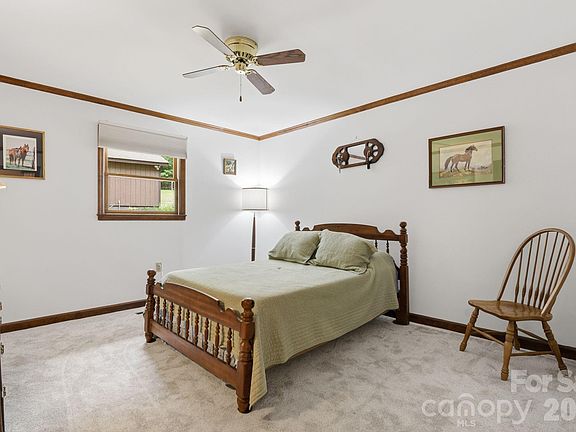 26th image of 855 Edmiston Rd