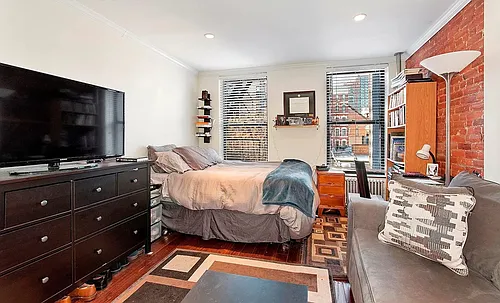 23 Clinton St #3C Photo 1