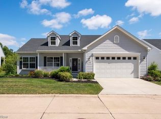 9126 Devonshire Dr, Olmsted Falls, OH