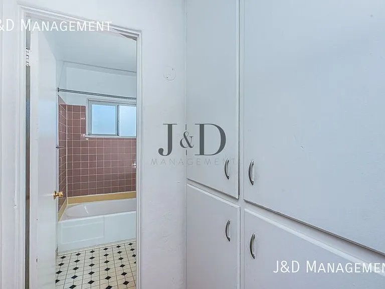 4372 Louisiana St #4372 — Photo 6