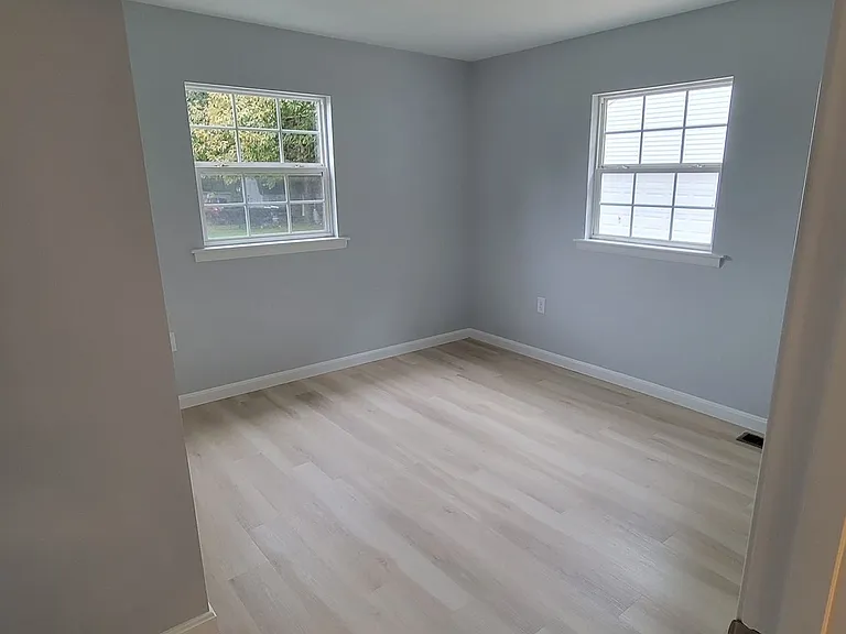 410 Spruce St #201 — Photo 2