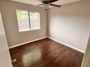 1928 Holleman Dr W, College Station, TX 77840