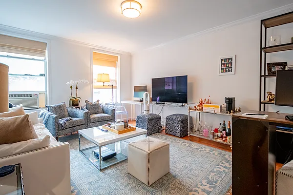 Rented by KYLM, LLC | media 16