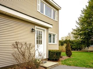 76 Colonial Dr APT 21, White River Junction, VT 05001