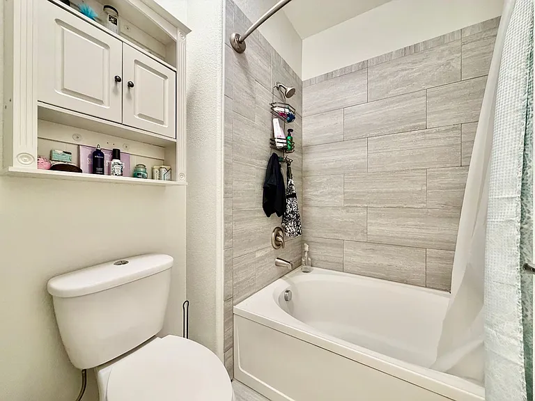 4765 Hahns Peak Dr #101 — Photo 11