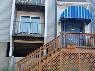 199 Perry Ave APT 5, Worcester, MA 01610