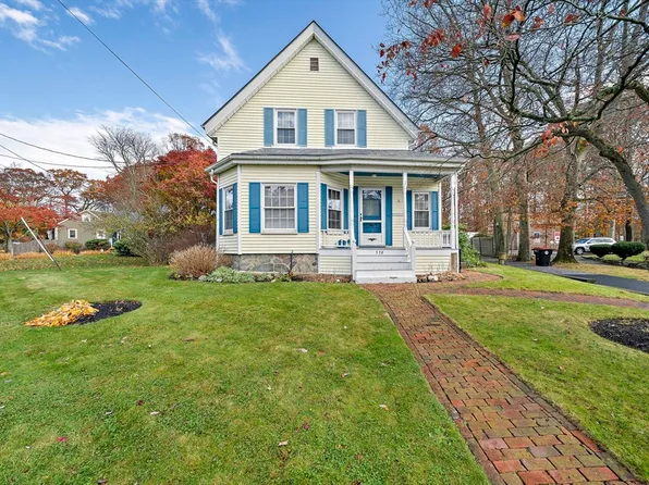 578 Plain St, Brockton, MA 02302