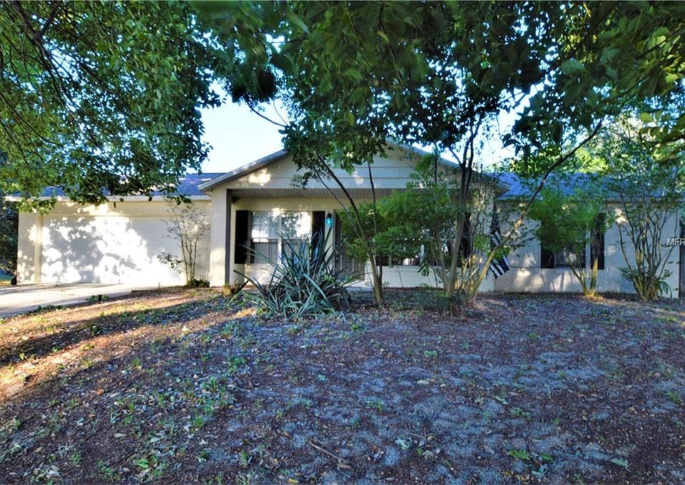 1st image of 17 Berry Dr
