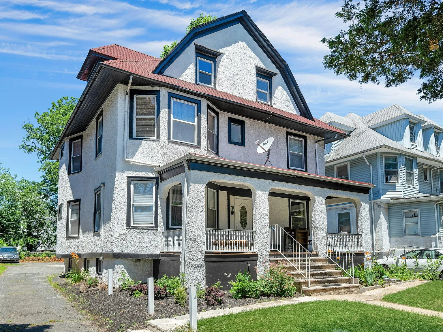 1 bed, $1,000 — Photo 1