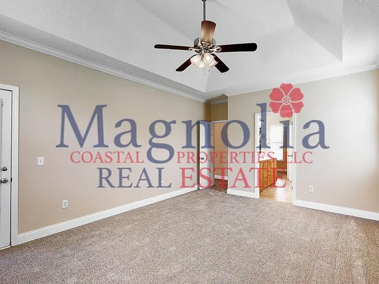 695 E Bristol Way — Photo 14