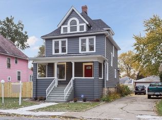 214 S 19th Ave, Maywood, IL