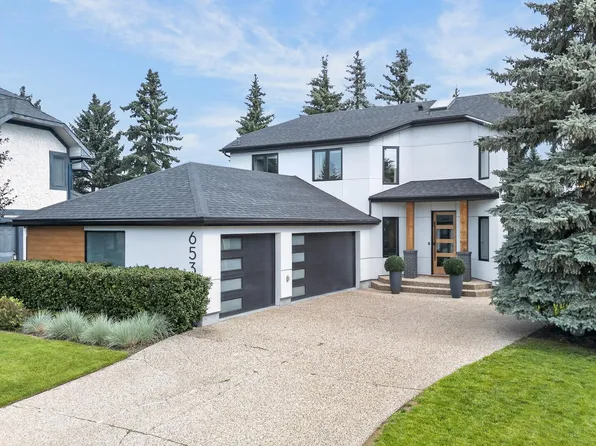 653 Whiston Wynd NW, Edmonton, AB T6M 2C3